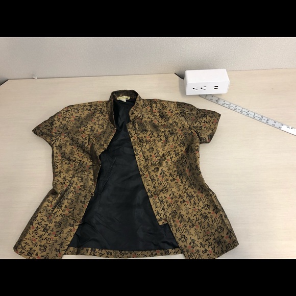 Gold Brocade Blouse - Picture 2 of 4
